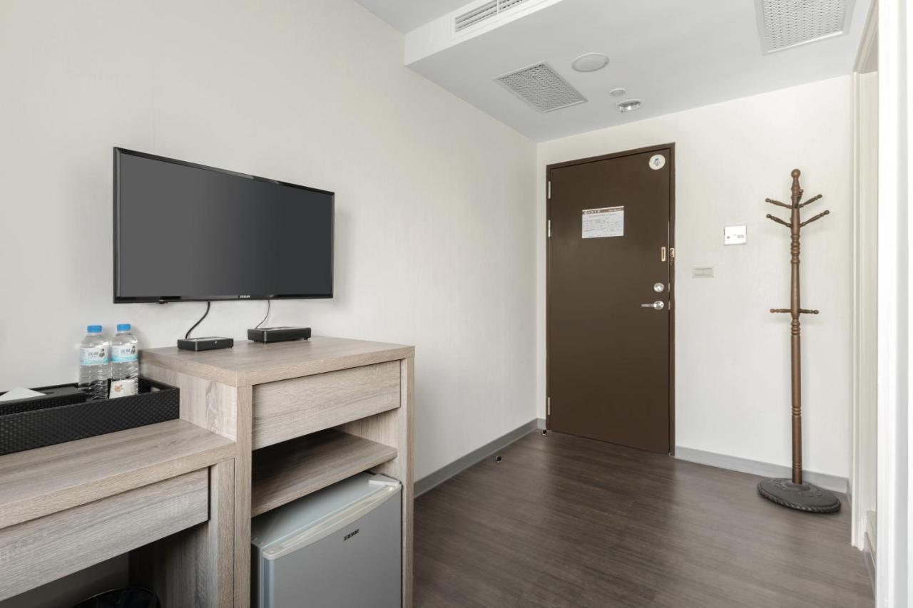 Hotel Brown - Chihkan Branch Tainan Exterior foto